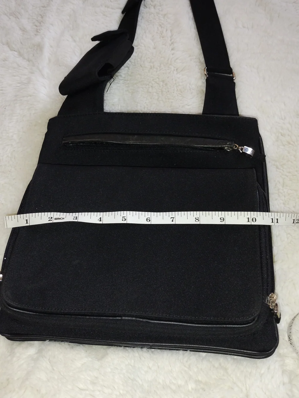 The Limited Black Men’s Messenger Crossbody Bag